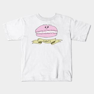 macaroon cute strawberry cream Kids T-Shirt